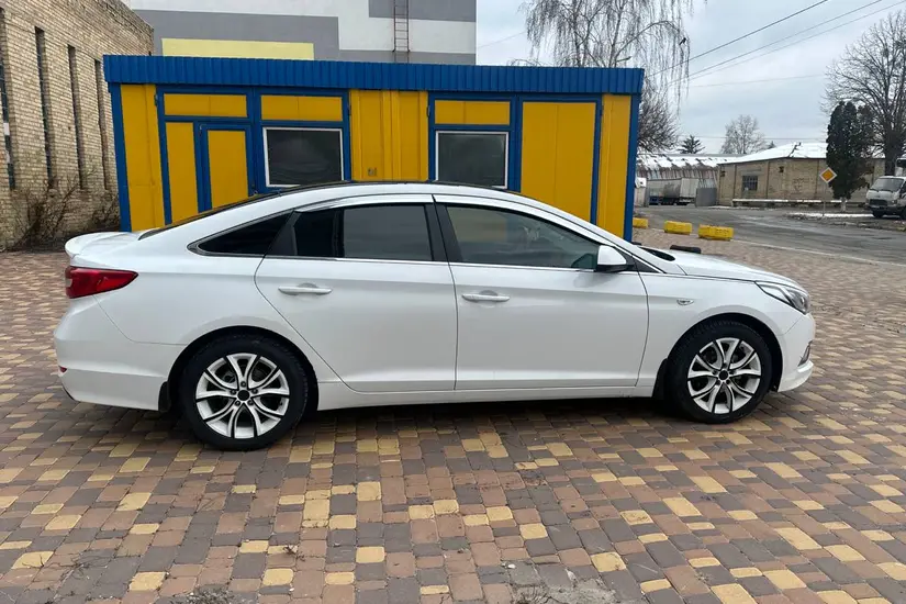 Hyundai Sonata  LF