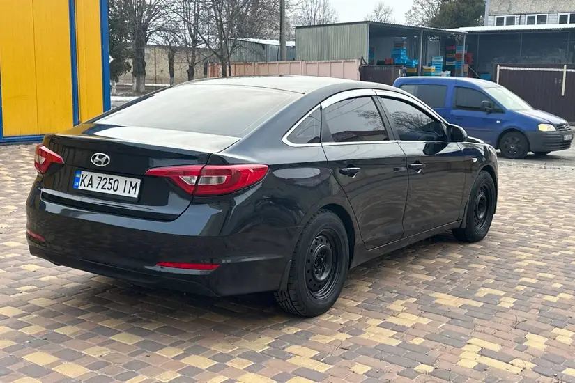 Hyundai Sonata  LF