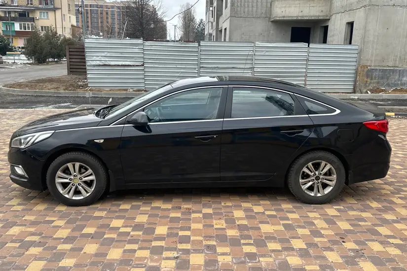 Hyundai Sonata  LF