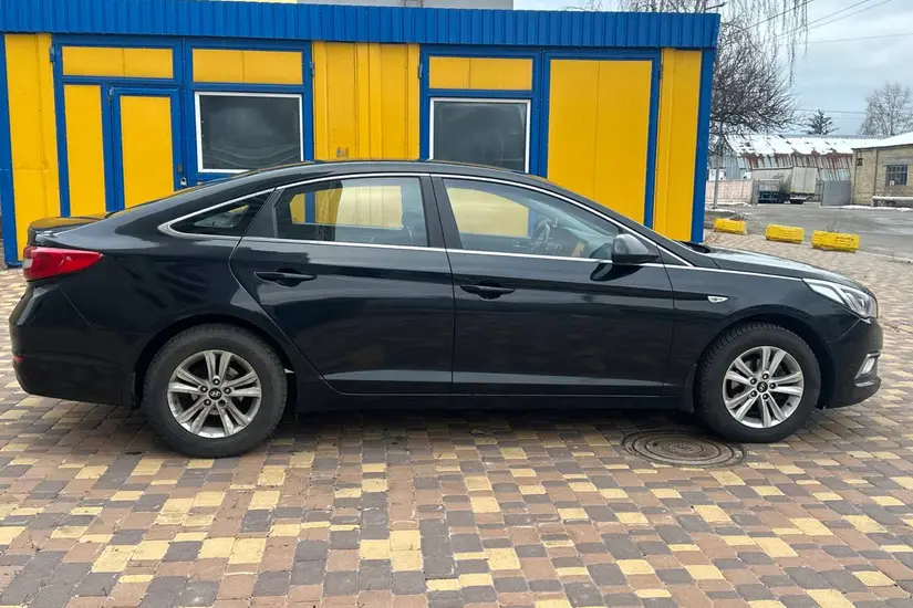 Hyundai Sonata  LF