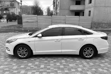 Hyundai Sonata  LF