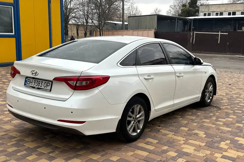 Hyundai Sonata  LF