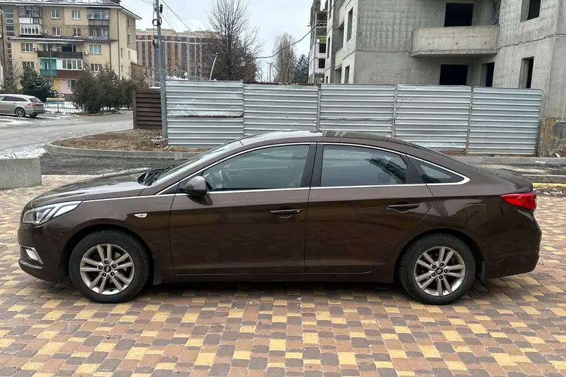 Hyundai Sonata  LF