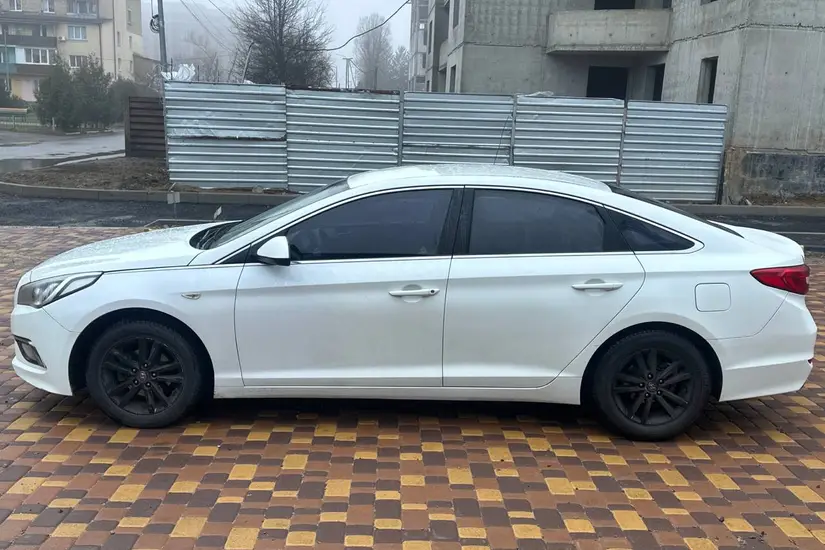Hyundai Sonata  LF