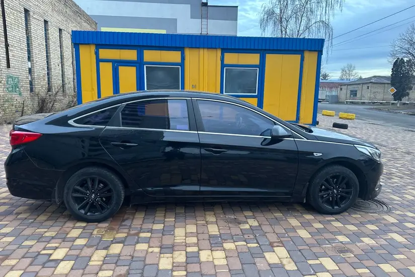 Hyundai Sonata  LF