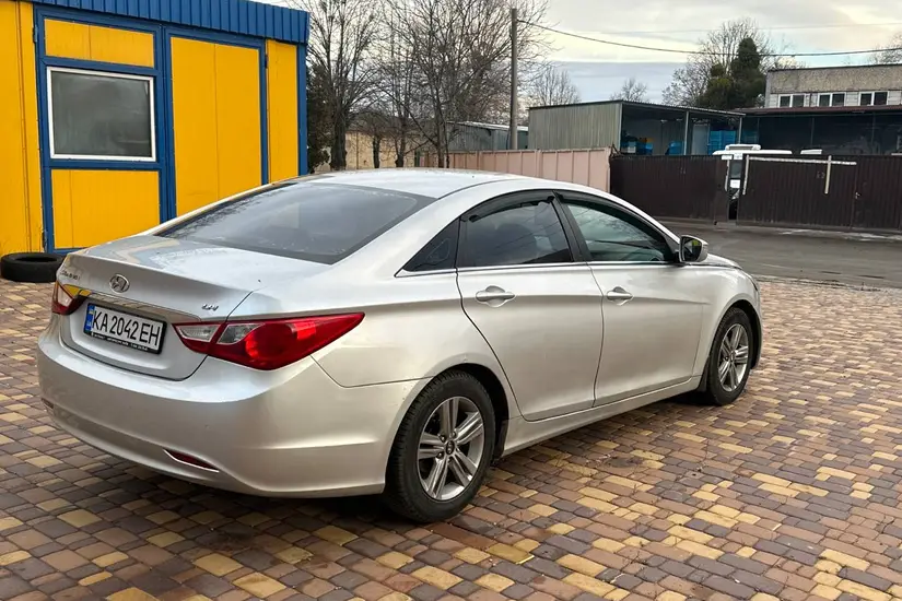 Hyundai Sonata