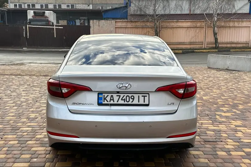 Hyundai Sonata  LF