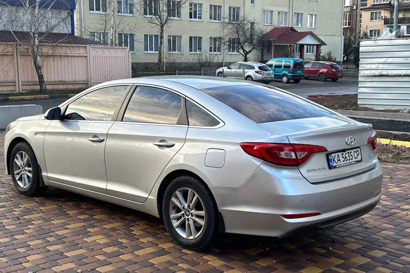 Hyundai Sonata  LF