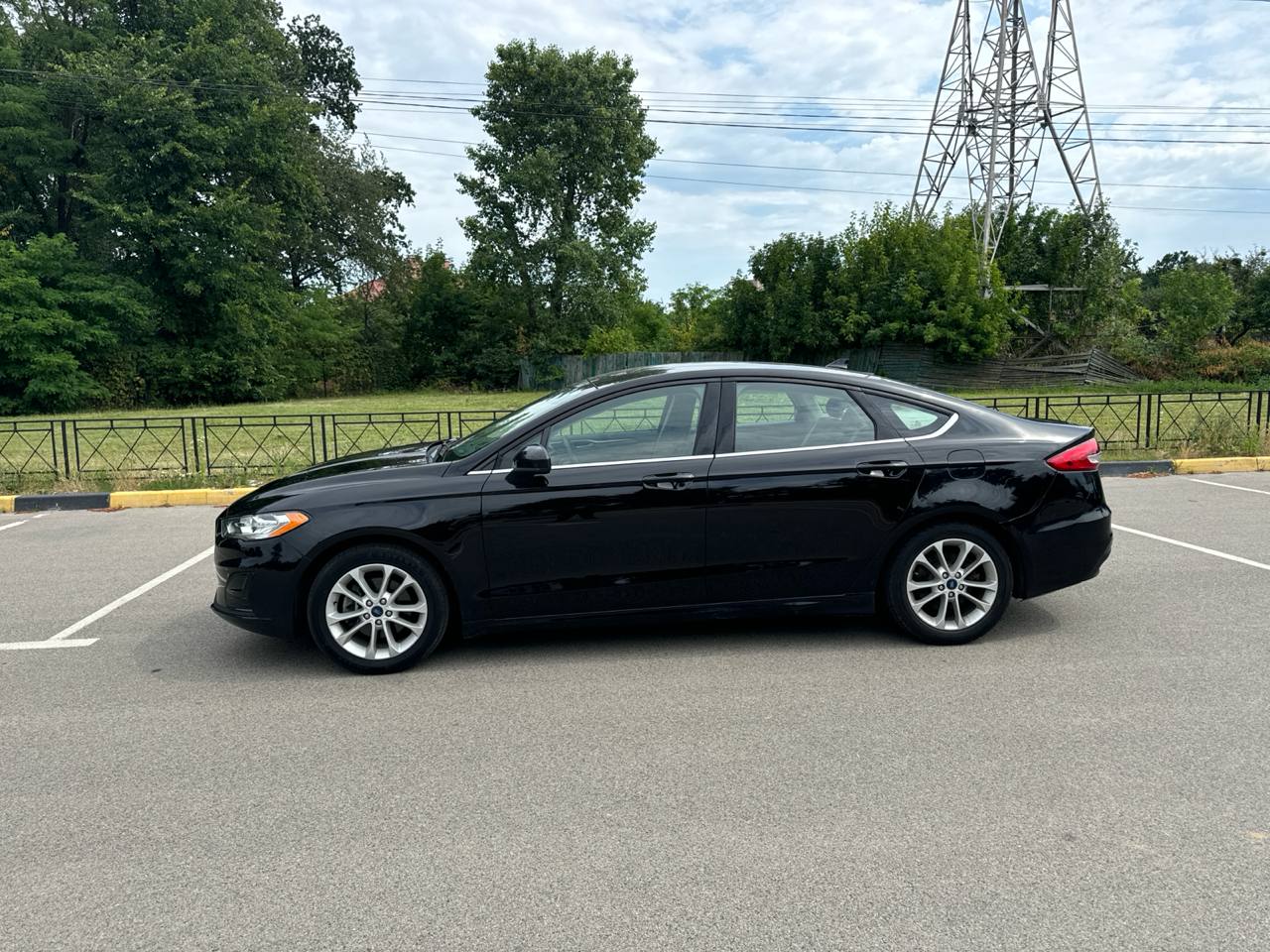 Ford Fusion Hybrid 