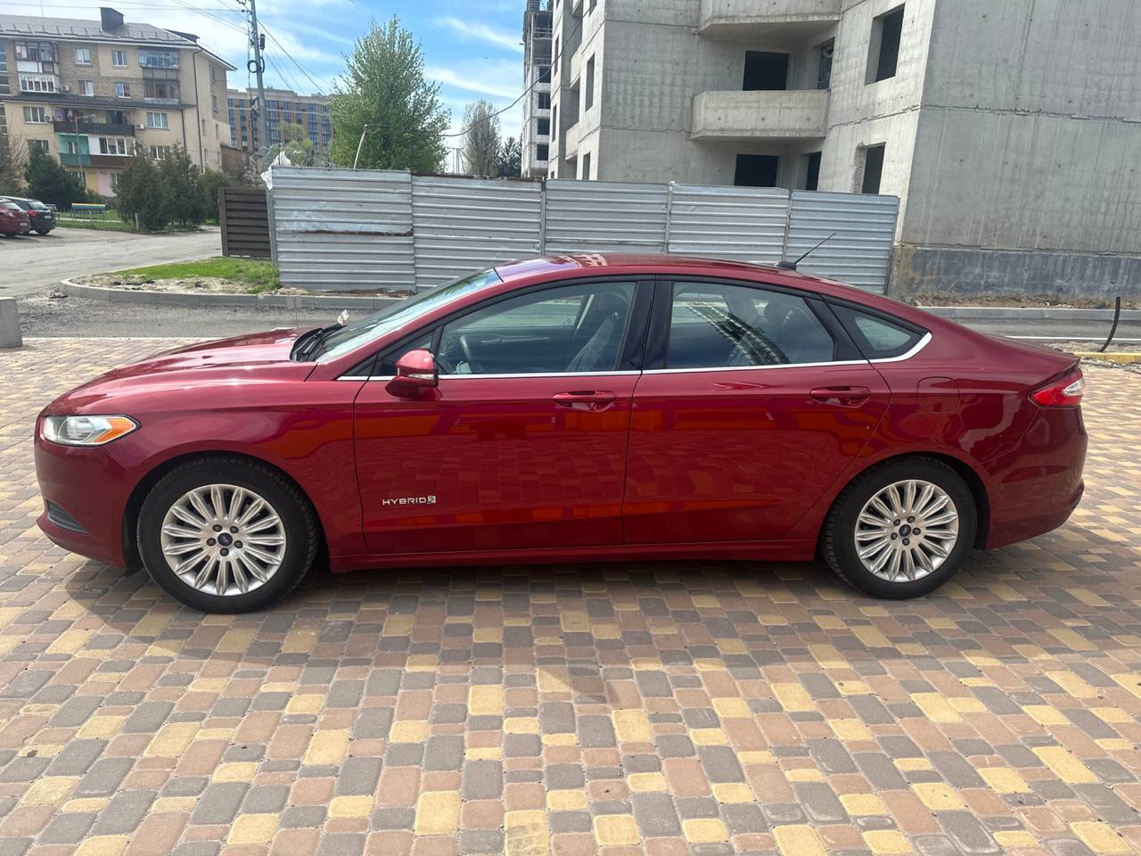 Ford Fusion Hybrid 