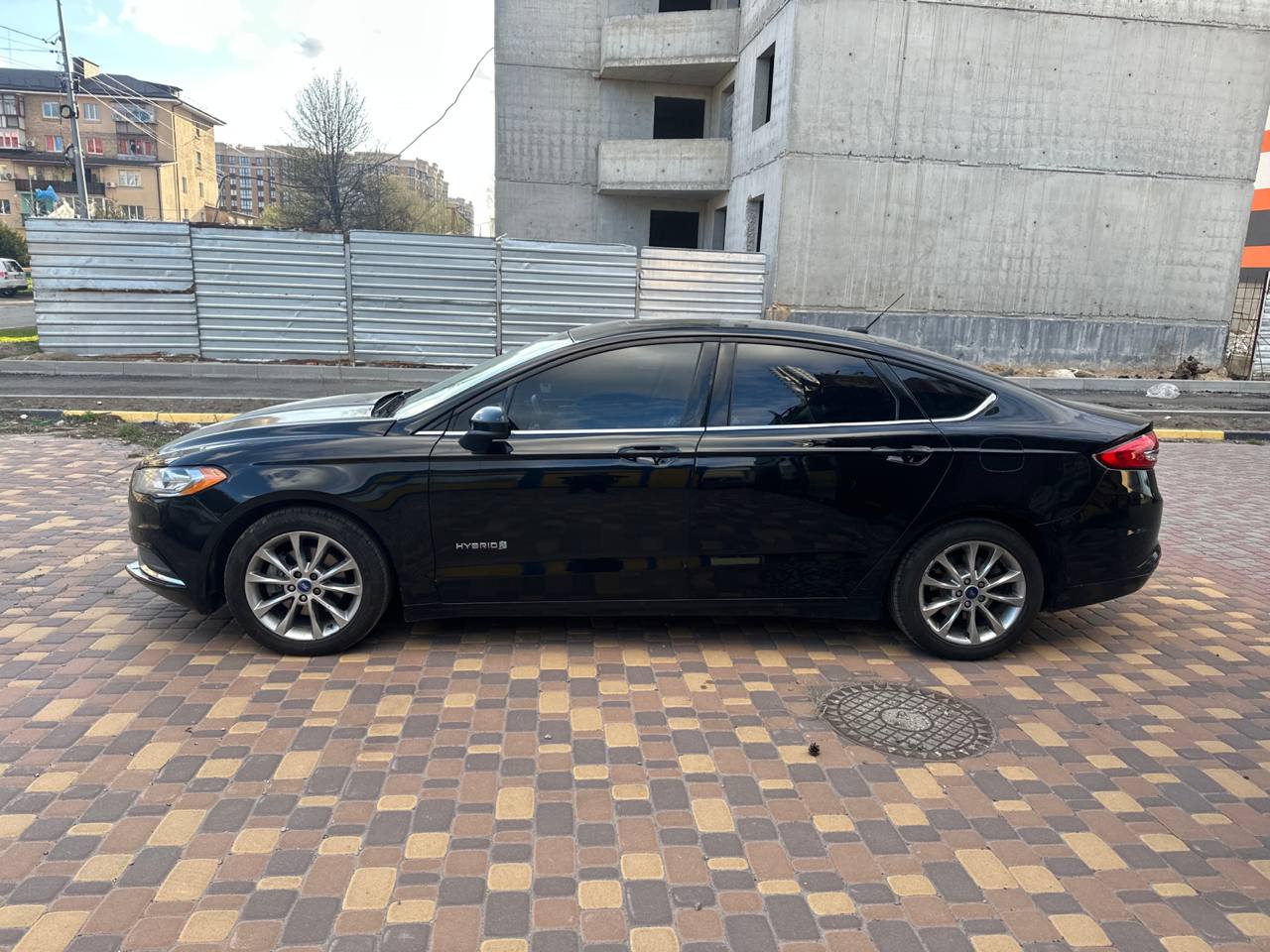 Ford Fusion Hybrid 