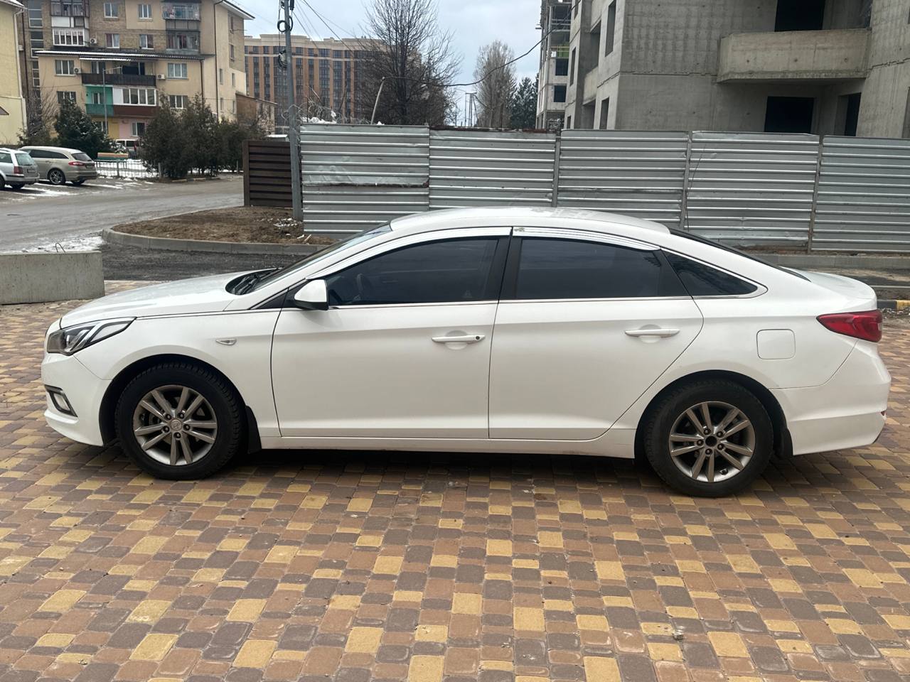 Hyundai Sonata  LF